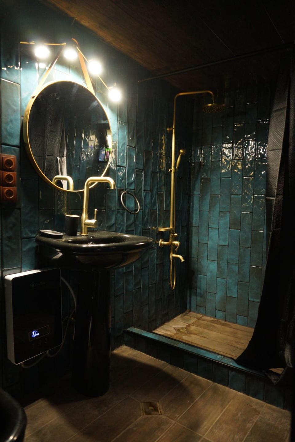 Shower, Bathroom