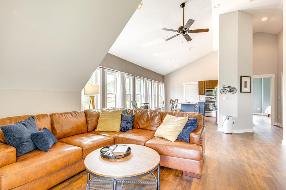 Serene Travelers Rest Apartment: 7 Mi to Downtown! Apartment in South Carolina