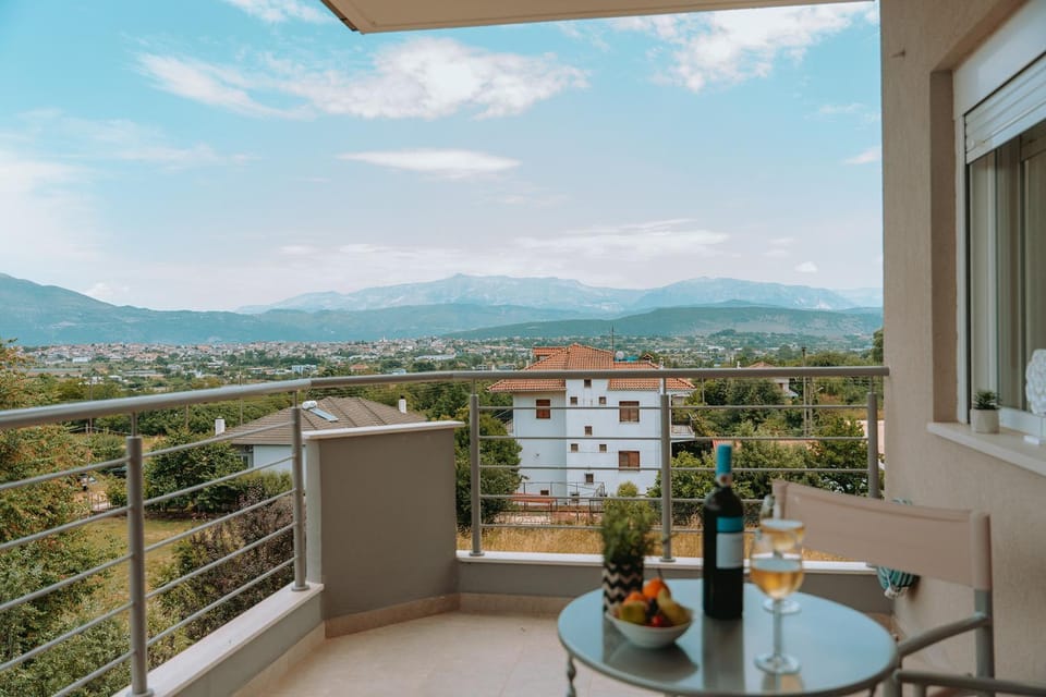 Day, Natural landscape, View (from property/room), Balcony/Terrace, Mountain view