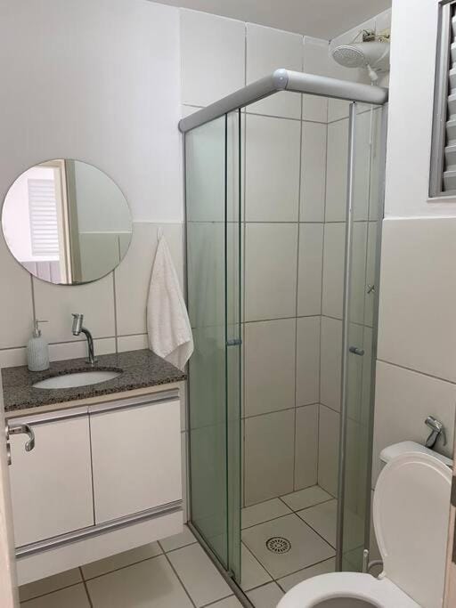 Shower, Bathroom, towels