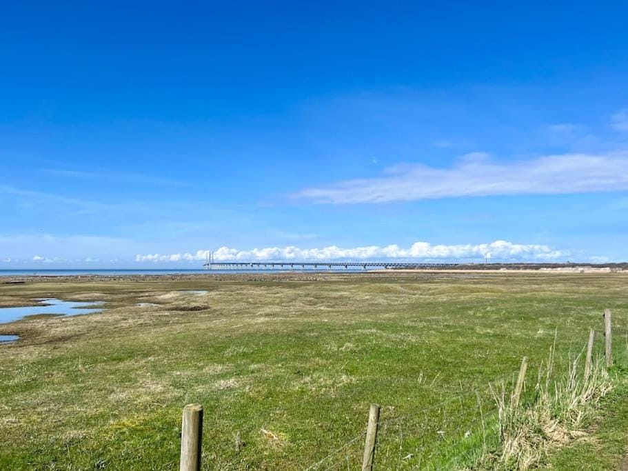 Nearby landmark, Natural landscape, Sea view