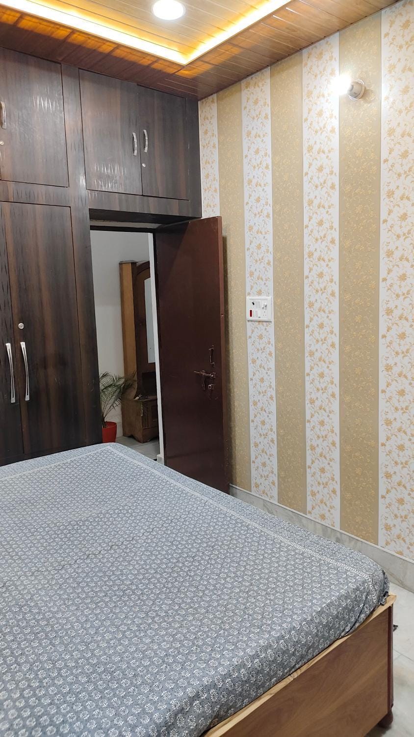 Bedroom, wardrobe