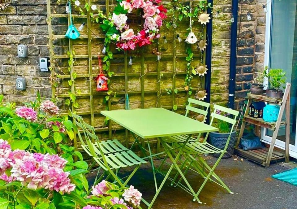 Garden, Dining area, Garden view