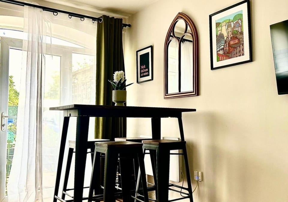 Decorative detail, Dining area