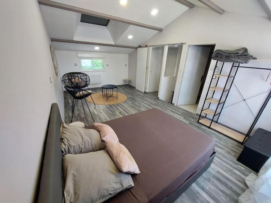 Game Room, Photo of the whole room