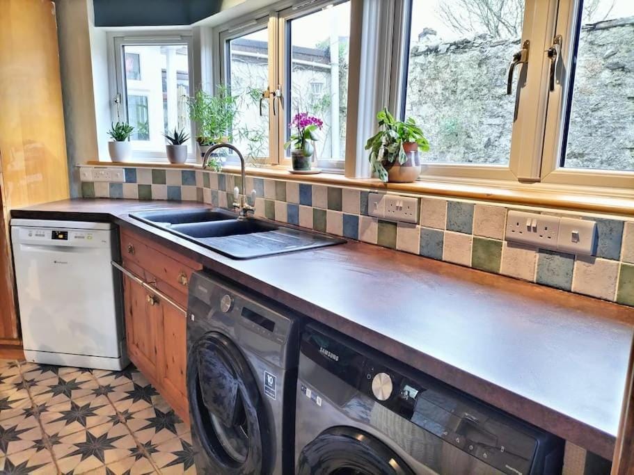 Open Plan 3 Bedrooms Cornish stone house cottage House in Saint Austell