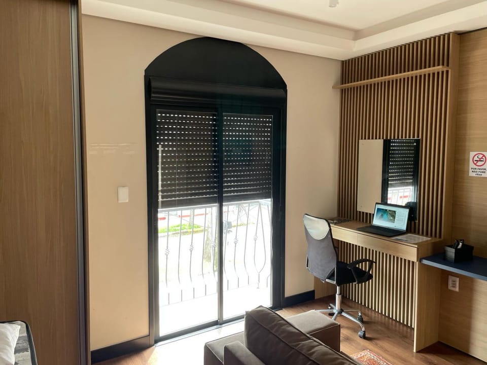 TV and multimedia, Living room, air conditioner
