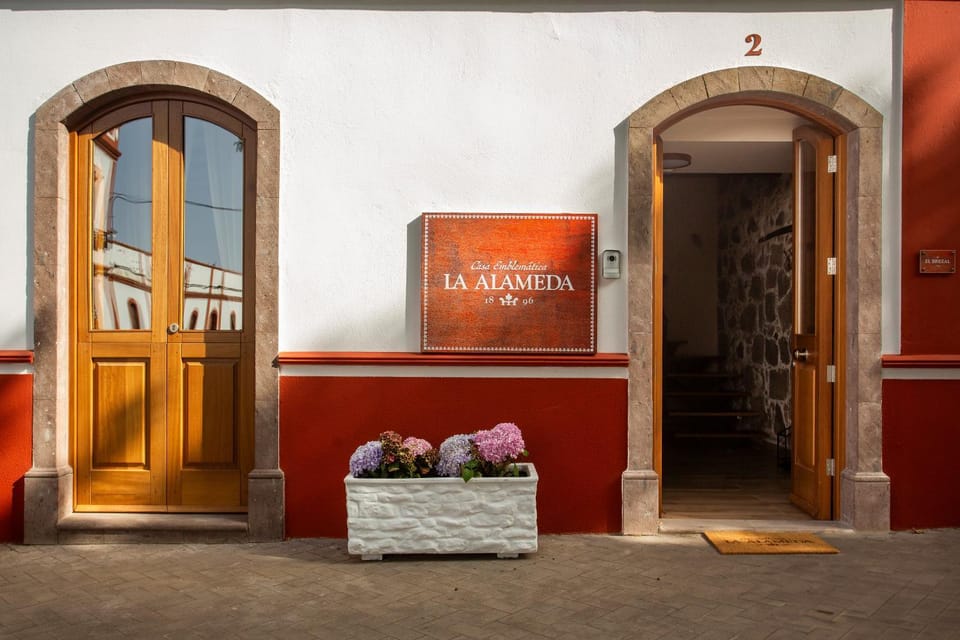 Casa Emblemática La Alameda House in Comarca Norte