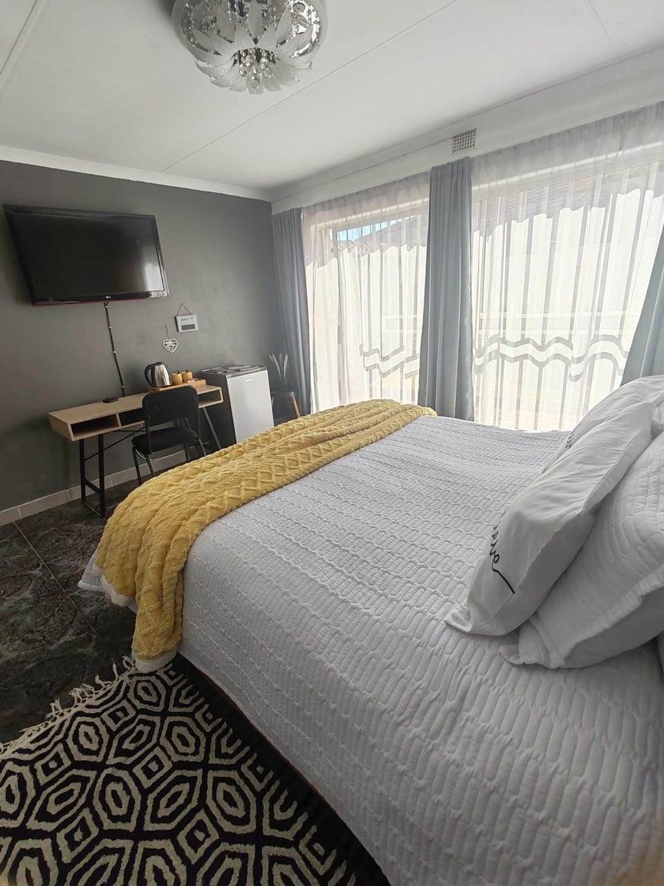 Rugged Rose Bed and Breakfast in Gauteng