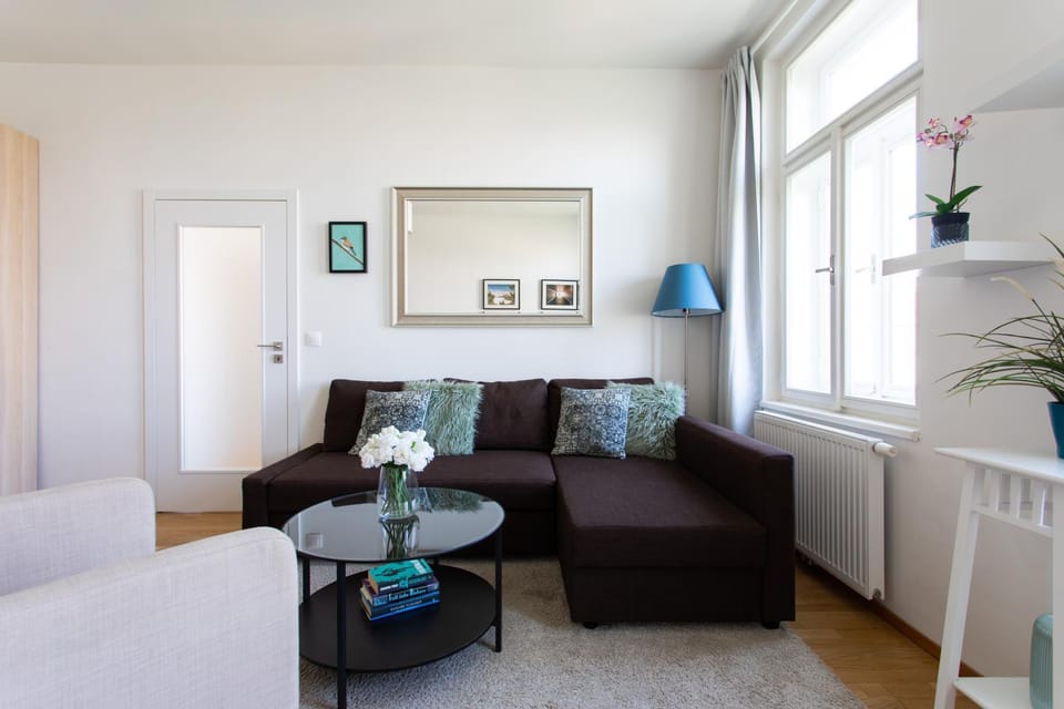 Living room, Photo of the whole room, Seating area