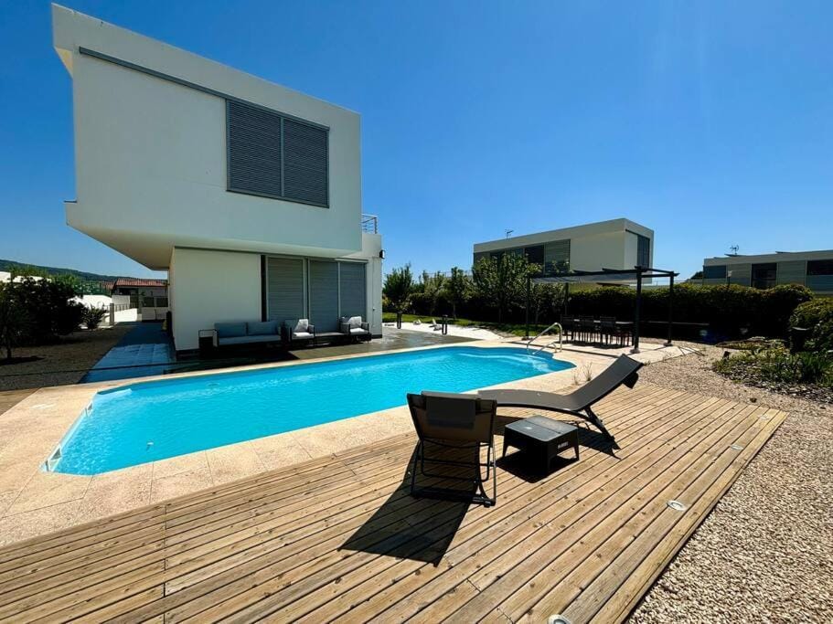 Dialez Holidays - Villarenys Villa in Maresme