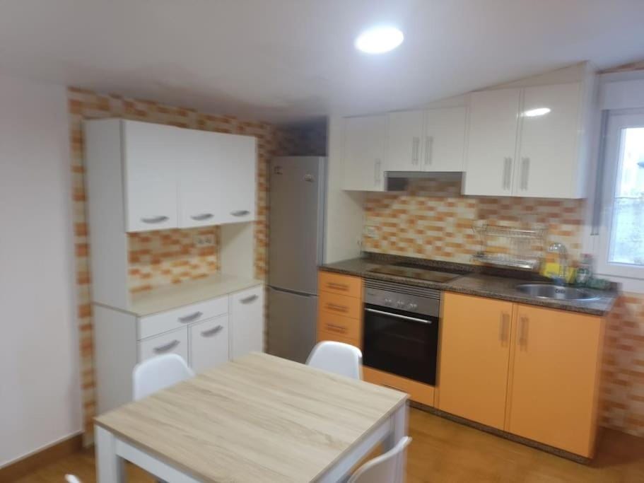 Corme camiño dos faros, playa Galicia Apartment in Bergantiños