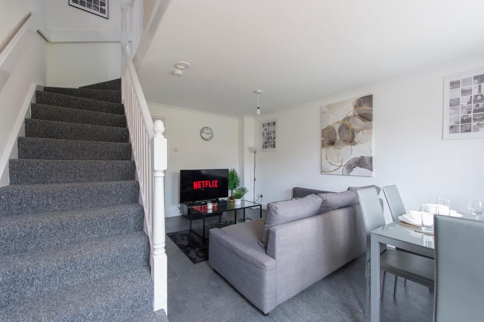 TV and multimedia, Living room, Seating area