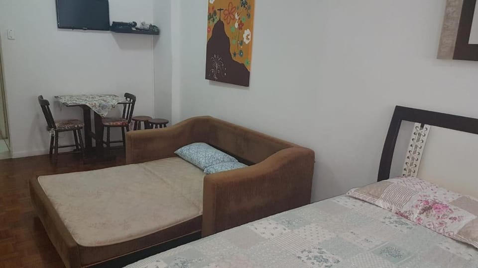 Lindinho apartamento quadra da Praia Apartment in Rio de Janeiro