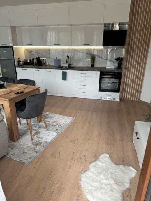 dishwasher, oven, stove