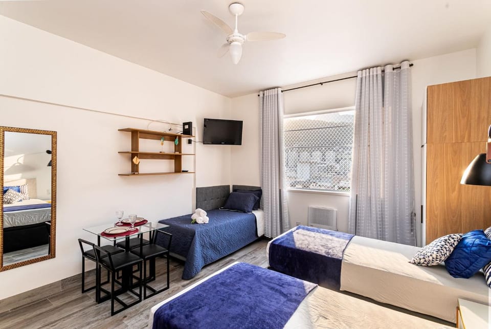 Living room, Dining area, Bedroom