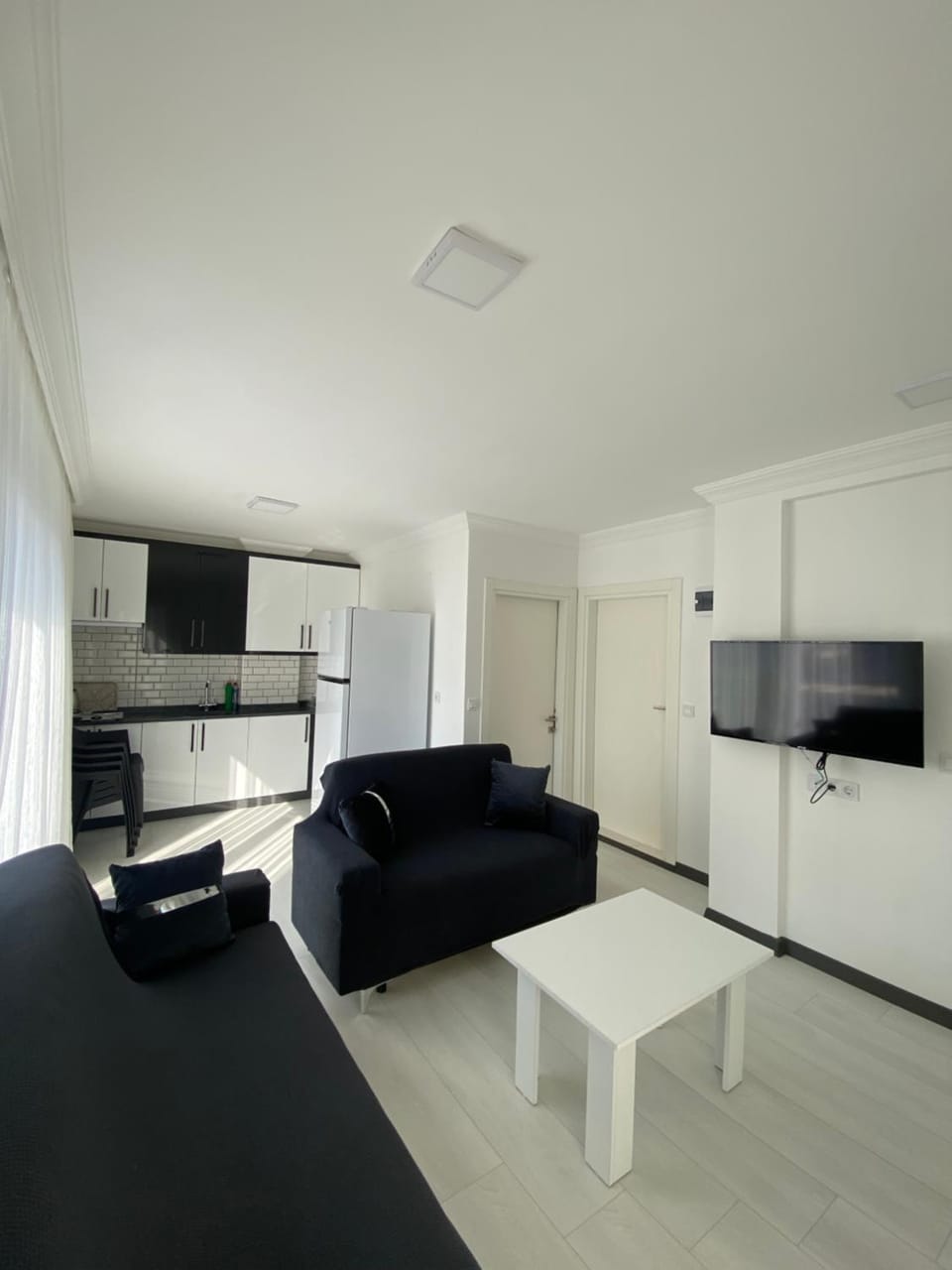 TV and multimedia, Kitchen or kitchenette, Living room, Dining area
