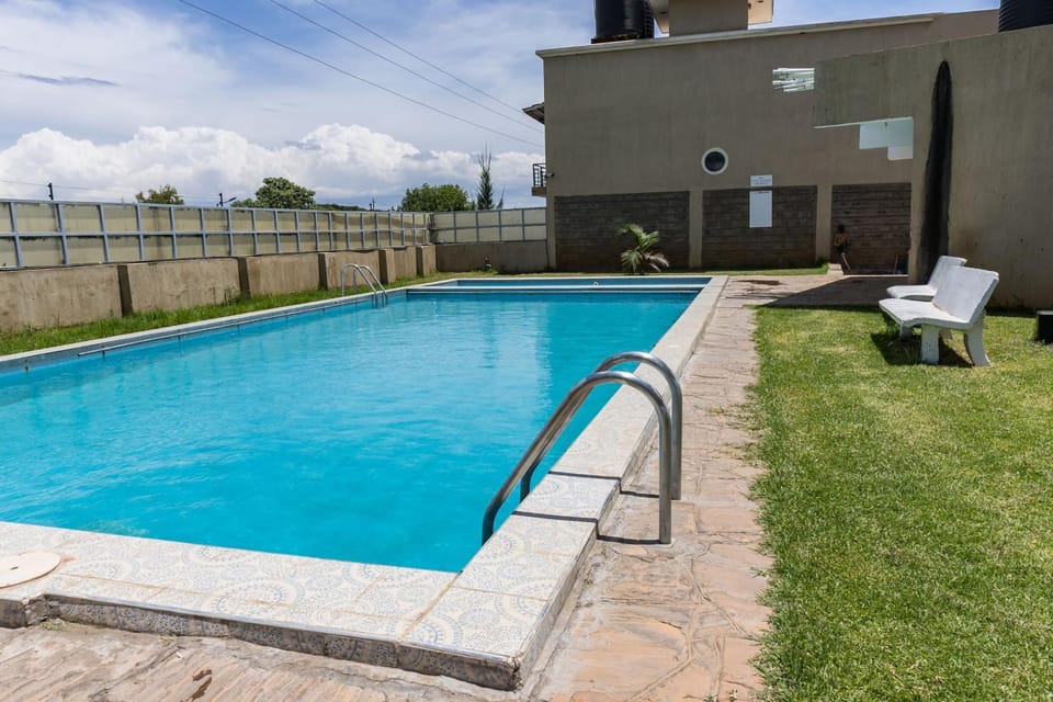 Hazel's Condo-Luxury 3 Bedroom Apartment in Kenya