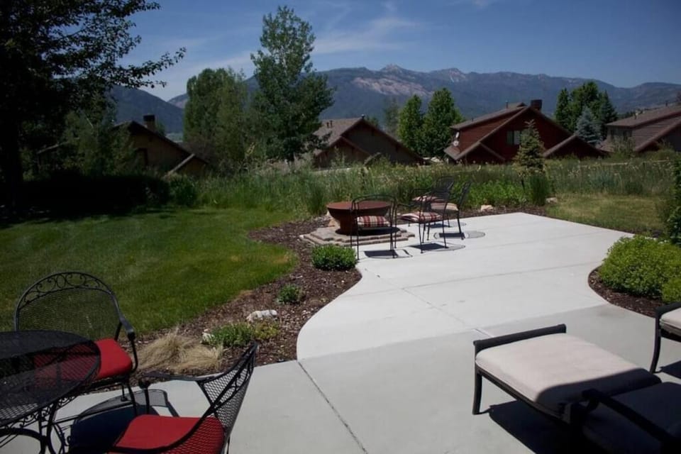 Patio, Seating area, sunbed