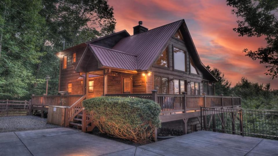 Knotty By Nature House in Georgia