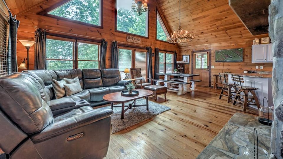 Knotty By Nature House in Georgia