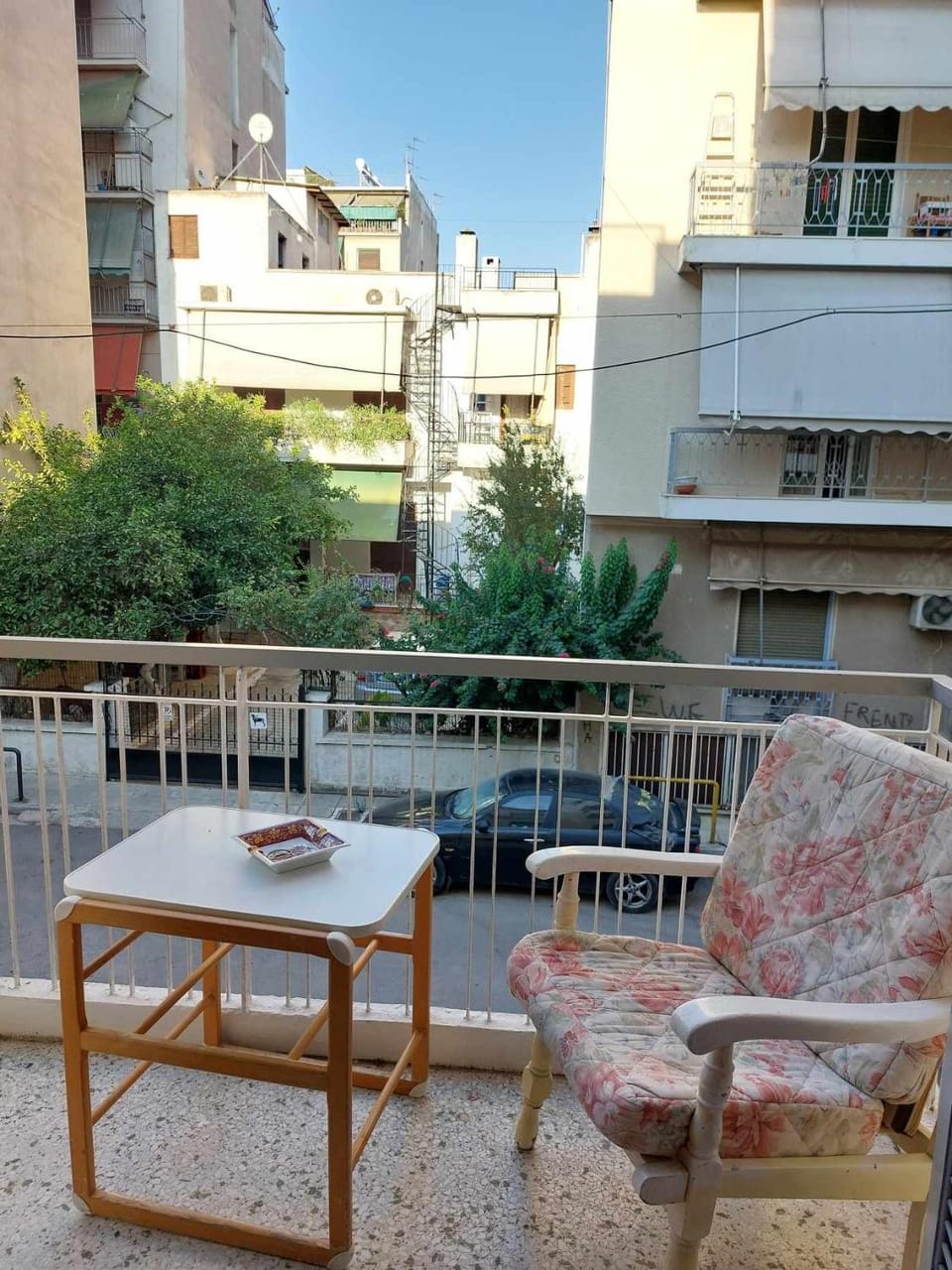 5' απο μετρό, δωμάτιο με μπαλκόνι Vacation rental in Athens