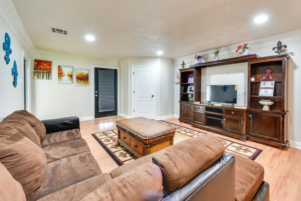 Group-Friendly Louisana Hideaway: Hunt & Fish! House in Louisiana