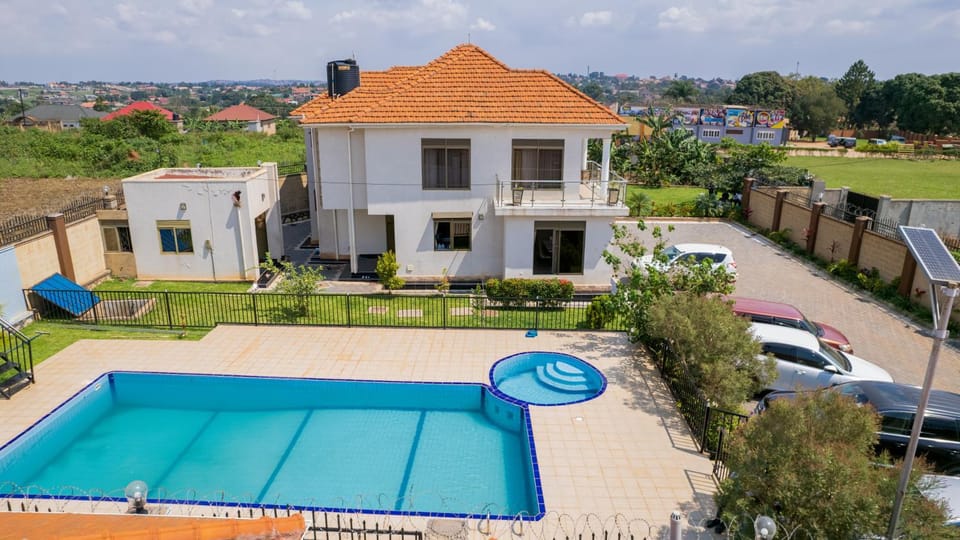 Property building, Pool view, Swimming pool