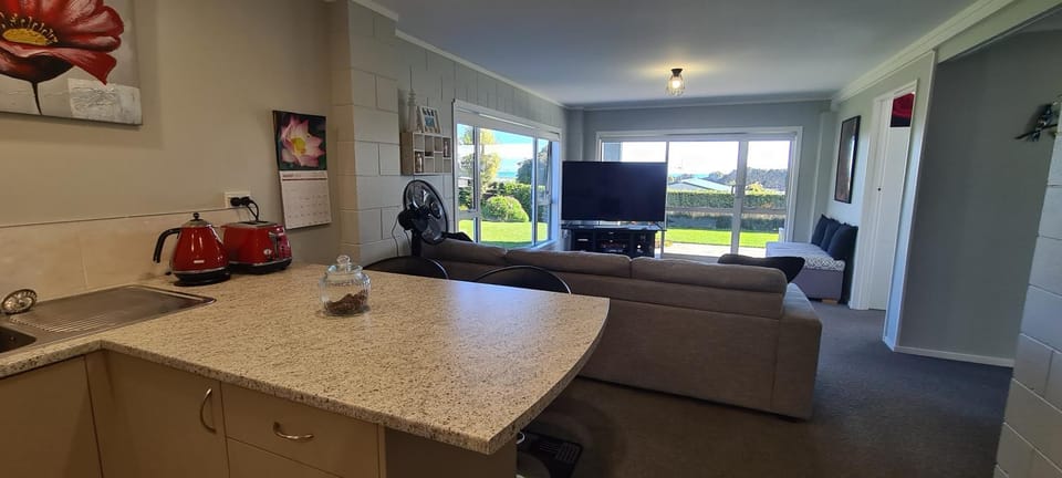 The Lily Inn Bed and Breakfast in New Plymouth