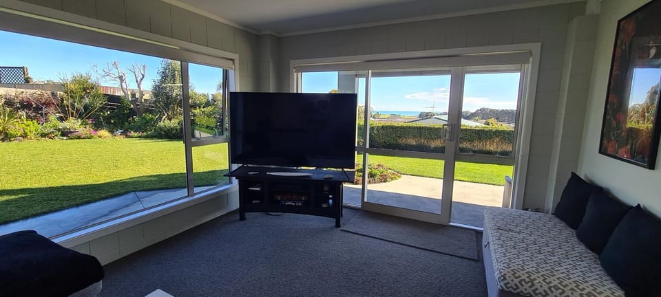 The Lily Inn Bed and Breakfast in New Plymouth