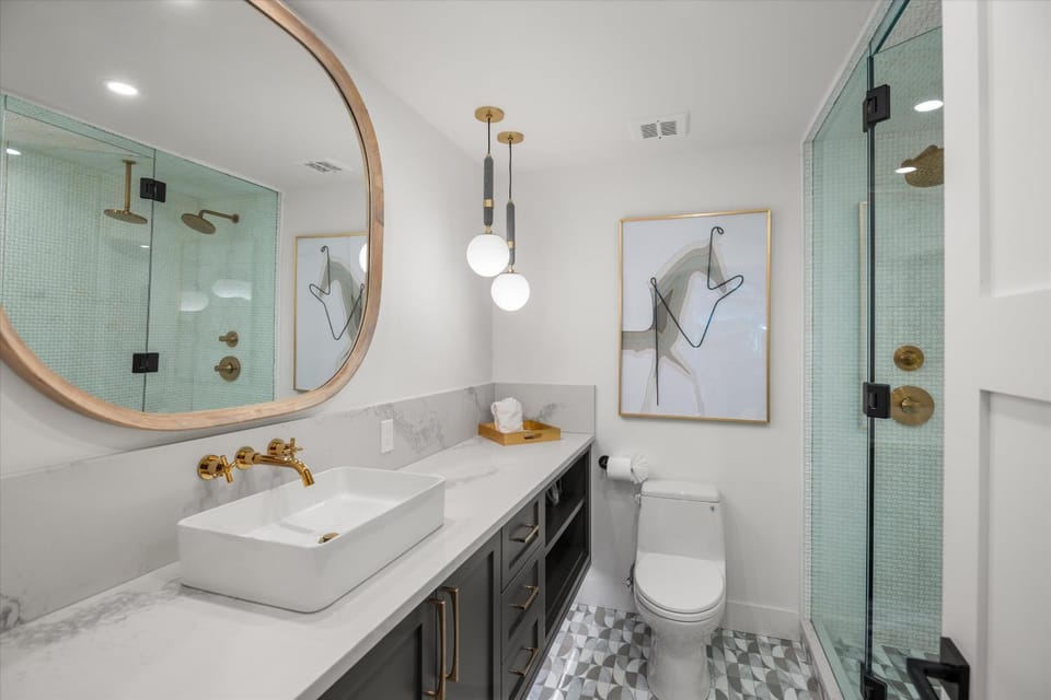 Shower, Bathroom