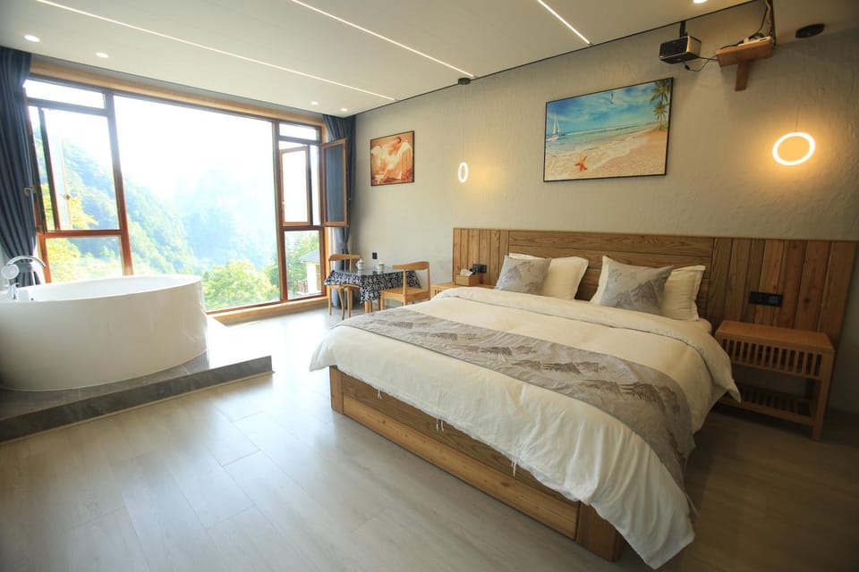 Mountain-scenery inn Vacation rental in Hubei