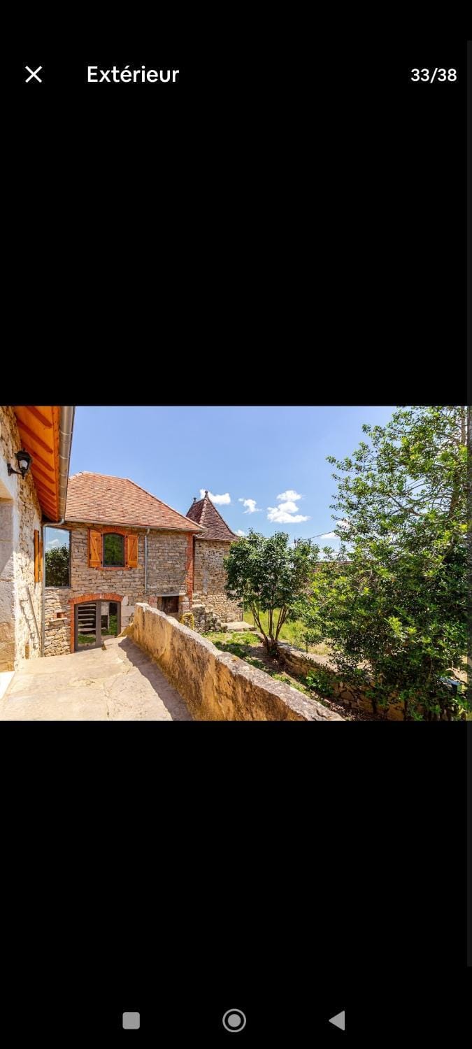 Maison quercynoise du 17eme siècle House in Occitanie