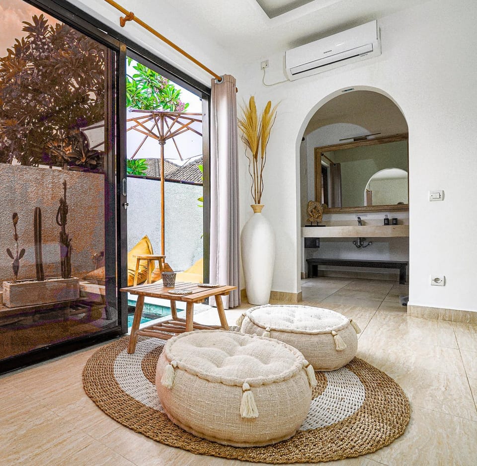Bed, Bathroom, Living room, Seating area