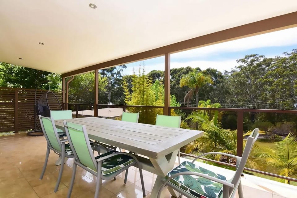 Iluka by Experience Jervis Bay House in Vincentia