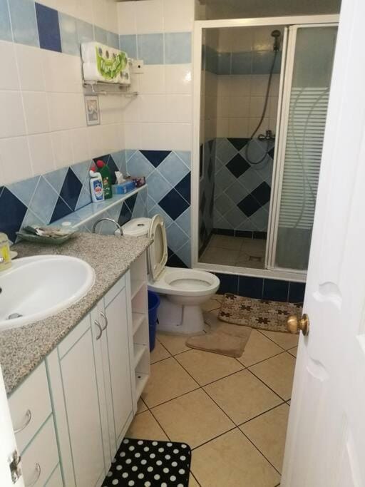 Lovely 1 bedroom apartment in Grand Bay, around 5 mins walk to the beach Apartment in Grand Baie