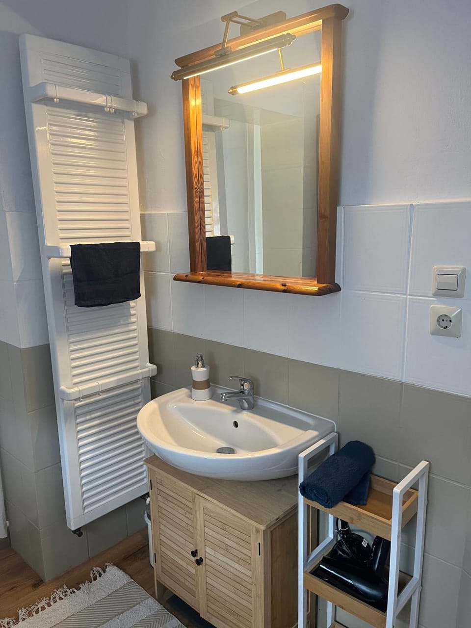 Bathroom, hair dryier