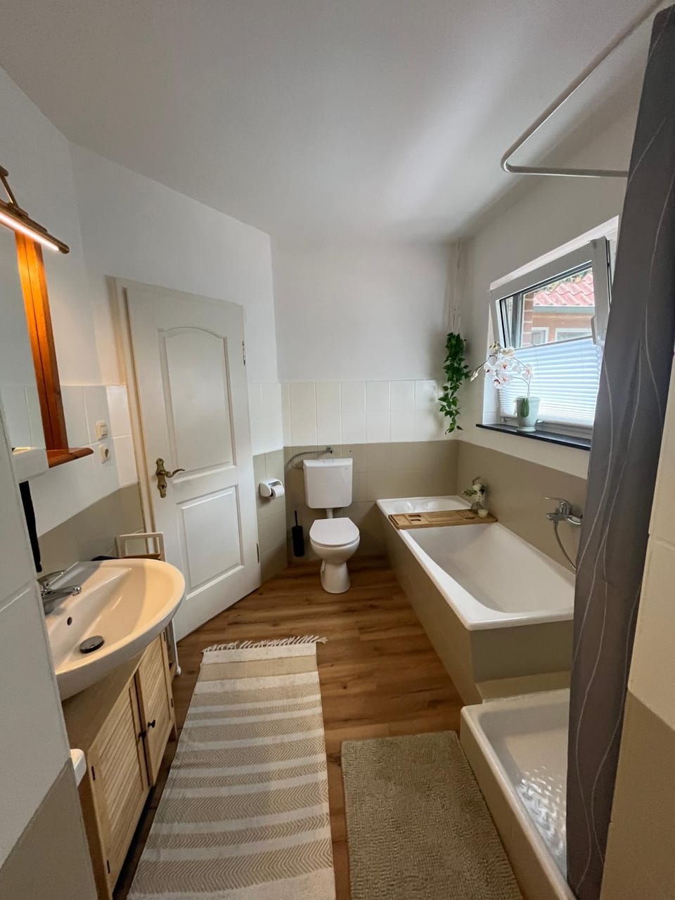 Bathroom, Bath