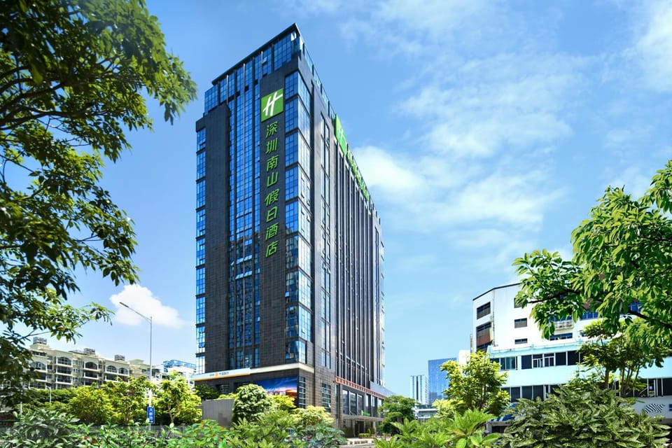 Property building, Day