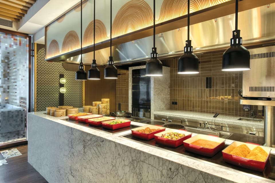 Restaurant/places to eat, Buffet breakfast
