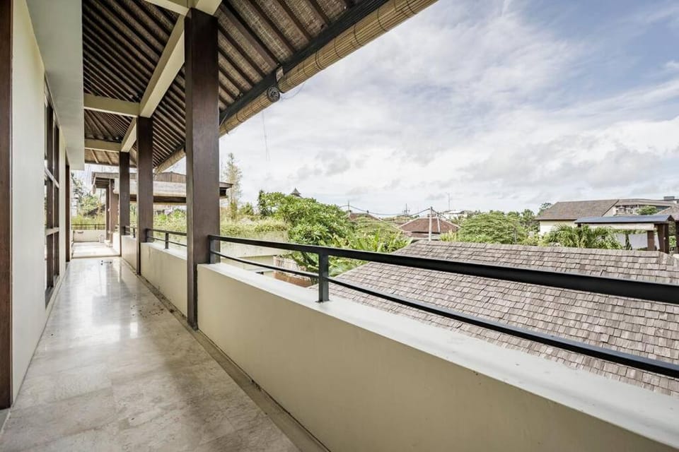 Amazing villa Canggu Beach Villa in North Kuta