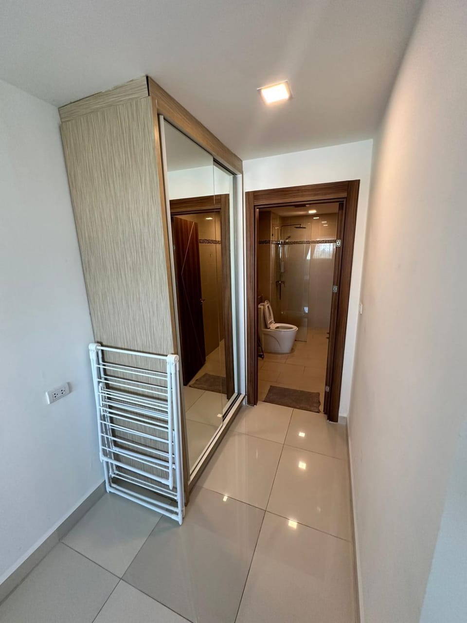 Shower, Bathroom, wardrobe