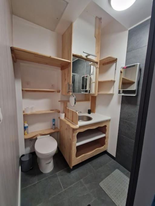 Toilet, Bathroom