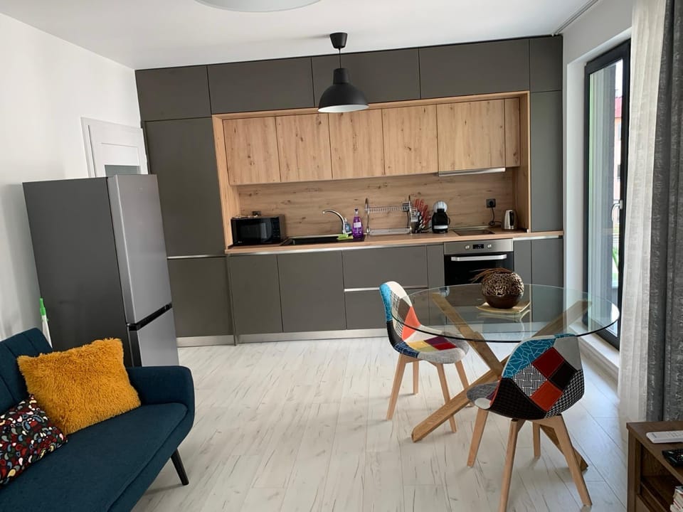 Kitchen or kitchenette, Living room, Dining area