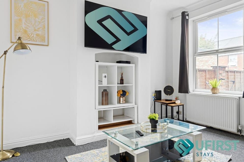 TV and multimedia, Living room, Entertainment