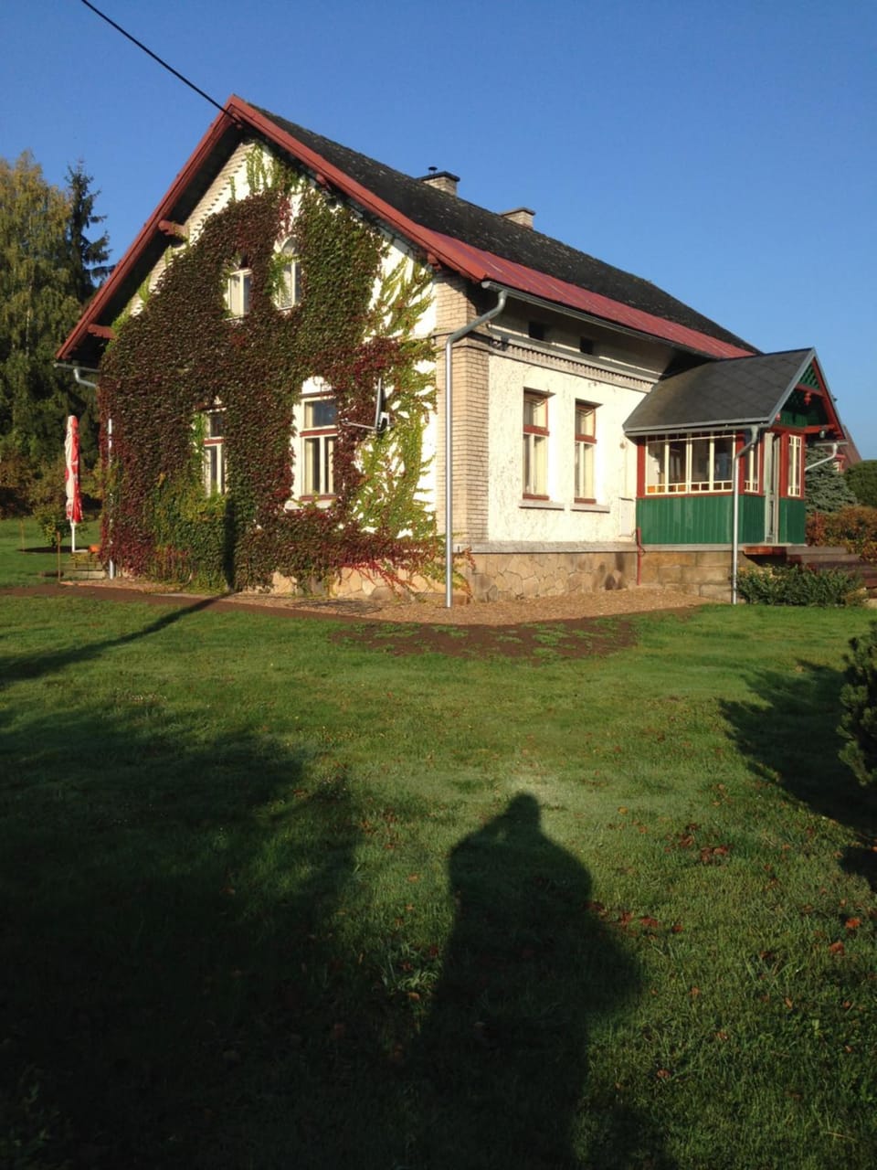 Property building, Natural landscape, Garden view