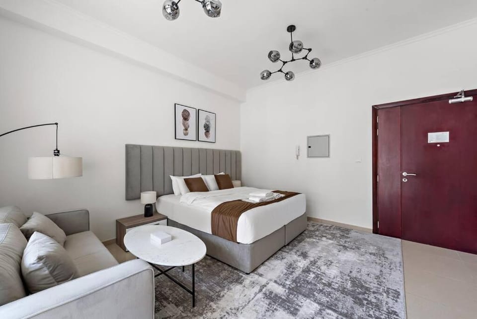 Studio -DEC Towers T2 - Near Marina Beach Apartment in Dubai