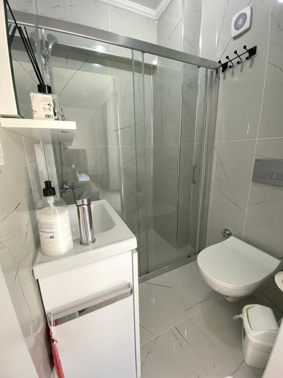 Bir Tebessum Apartment hotel in İzmir Province