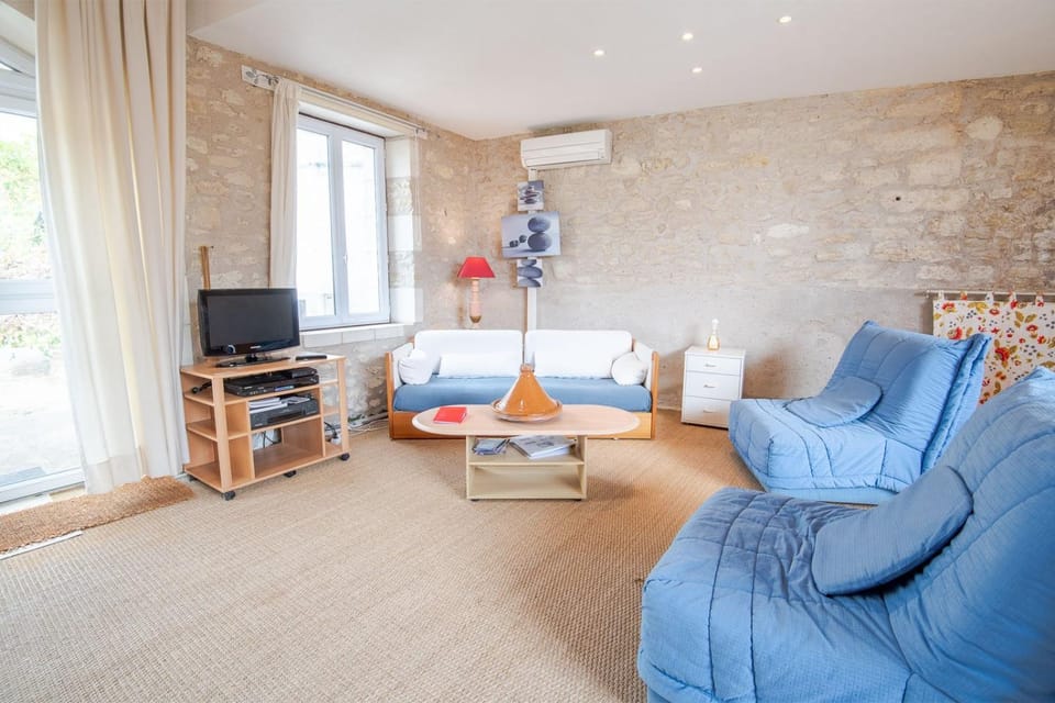 Le Gîte du Lézard pour 6 pers. Bed and Breakfast in Centre-Val de Loire