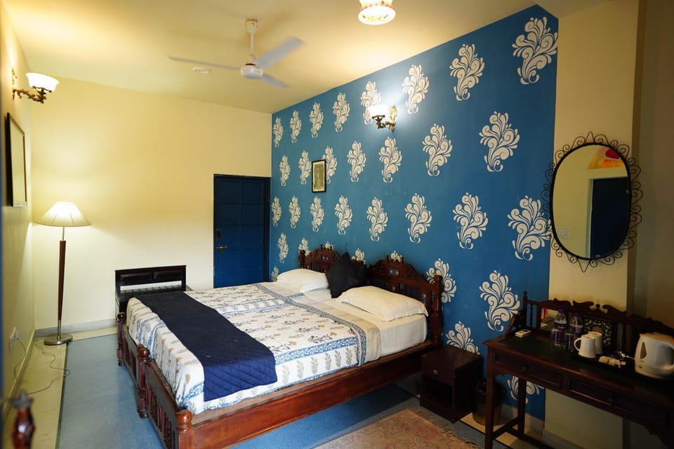 Bed, Photo of the whole room